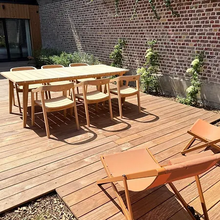 شقة Luxury Boutique For 5 With Private Garden, Perfectly Located Between Sint-pieters Station And The Centre *